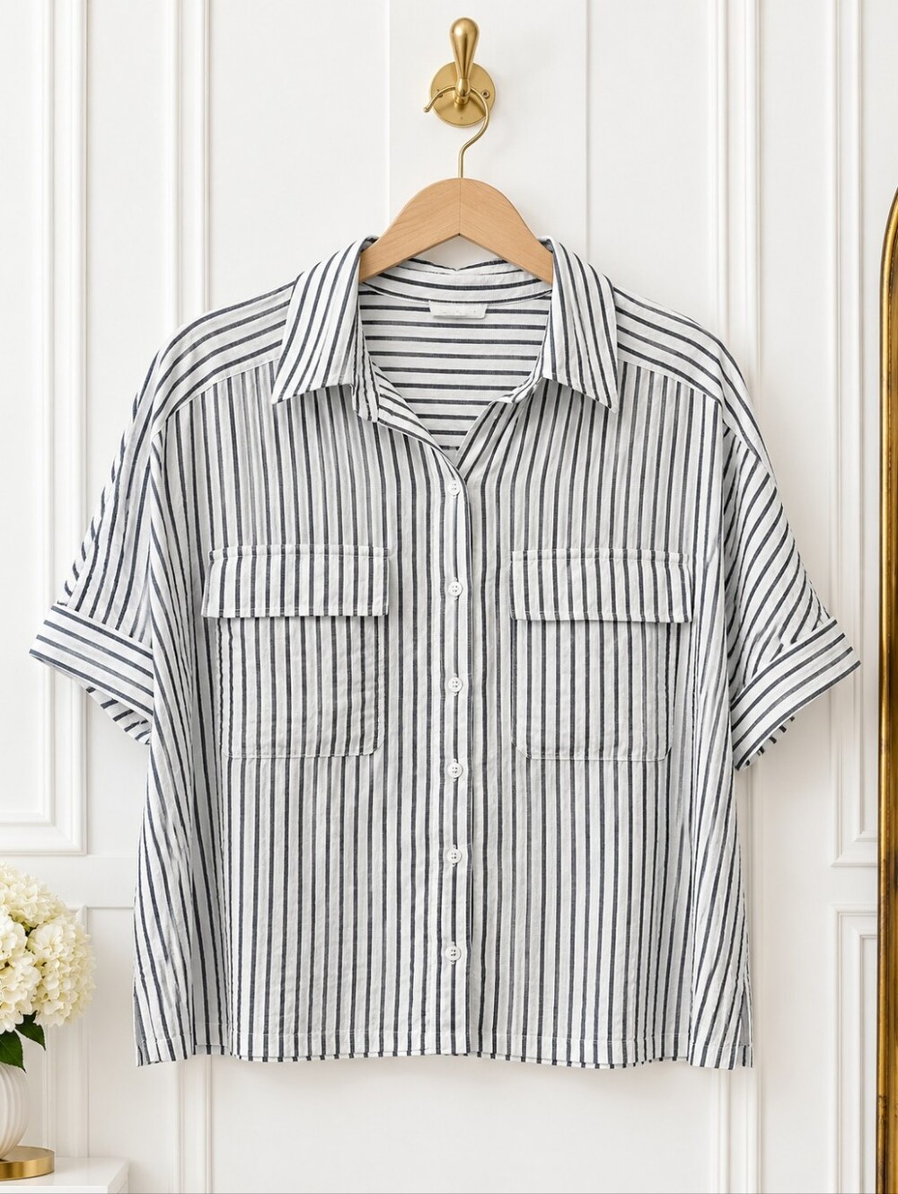 Max Studio Gray & White Striped Button-Up Blouse Size L | Short Sleeve - Picture 6 of 9